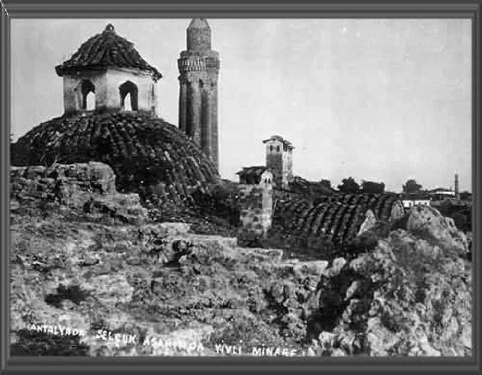 Antalya Yivli Minare