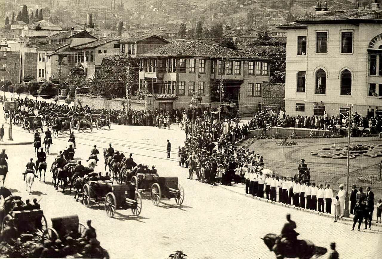 Bursa Heykel