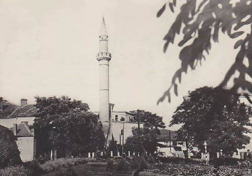 İpek Cuma Camii - Peja, Kosova