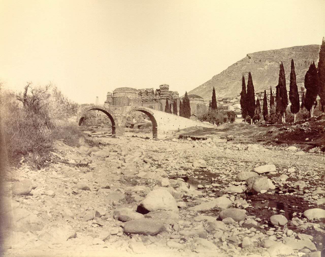 Roma Harebeleri, Bergama, İzmir