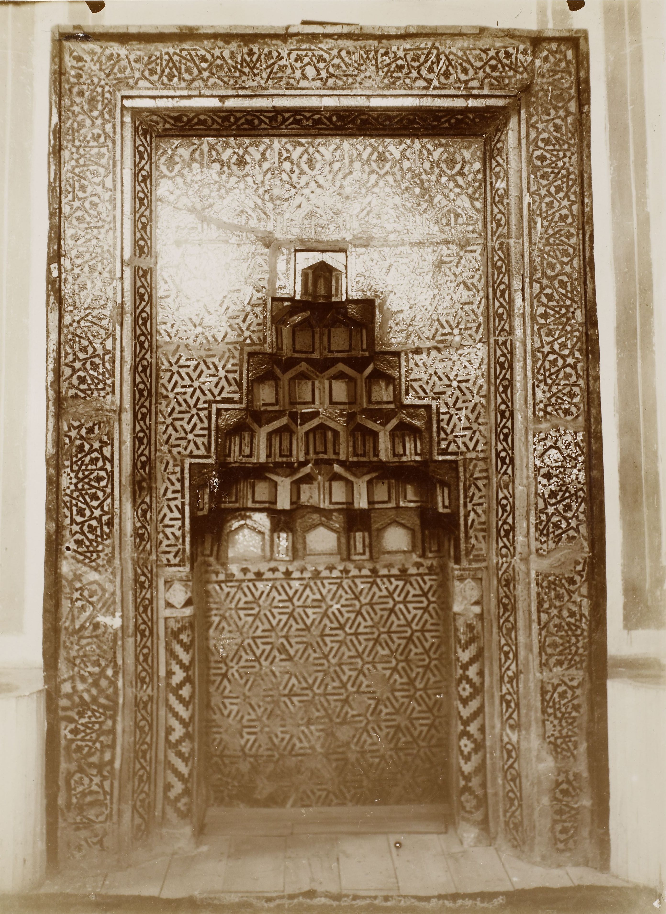 Şeyh Sadreddin Konevi Camii Mihrabı / Garabed Solakian Fotoğrafı / 1890'lar
