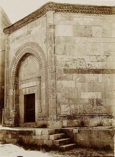 Alaaddin Camii Sarnıç Girişi, Konya / Garabed Solakian Fotoğrafı / 1890'lar