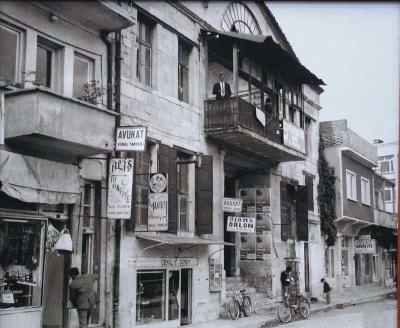 Bedesten Çarşısı, Uşak