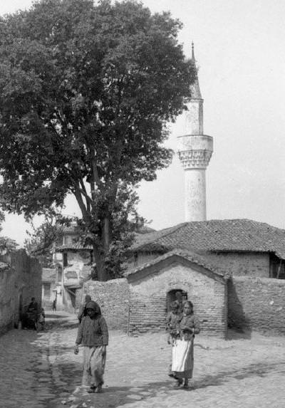 Selanik Çınarlı Camii