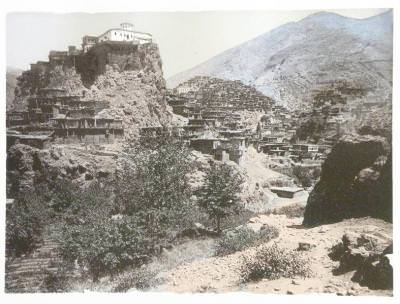A scene from Hadjin (Source: Alfred Boissier, En Cappadoce, notes de voyage, Genève, 1897)