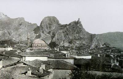 A scene from Tokat/Eudocia (Source: Vahan Inglisian, Der diener Gottes. Mechitar von Sebaste, Wien, 1929)