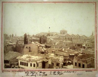 The Armenian Apostolic cathedral of the Holy Mother of God and the Armenian quarter in the town of Sivas/Sepasdia (Source: Nubarian Library collection)