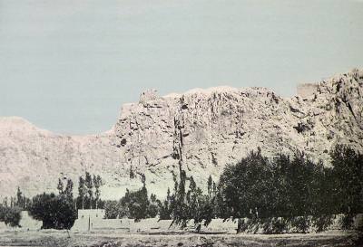 Van castle (Van Kalesi) (Source: Henry Binder, Au Kurdistan, en Mésopotamie et en Perse, Paris, 1887)